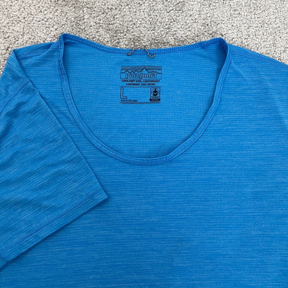 Patagonia Capilene Cool Lightweight T Shirt Womens Large Blue Crew Neck Athletic